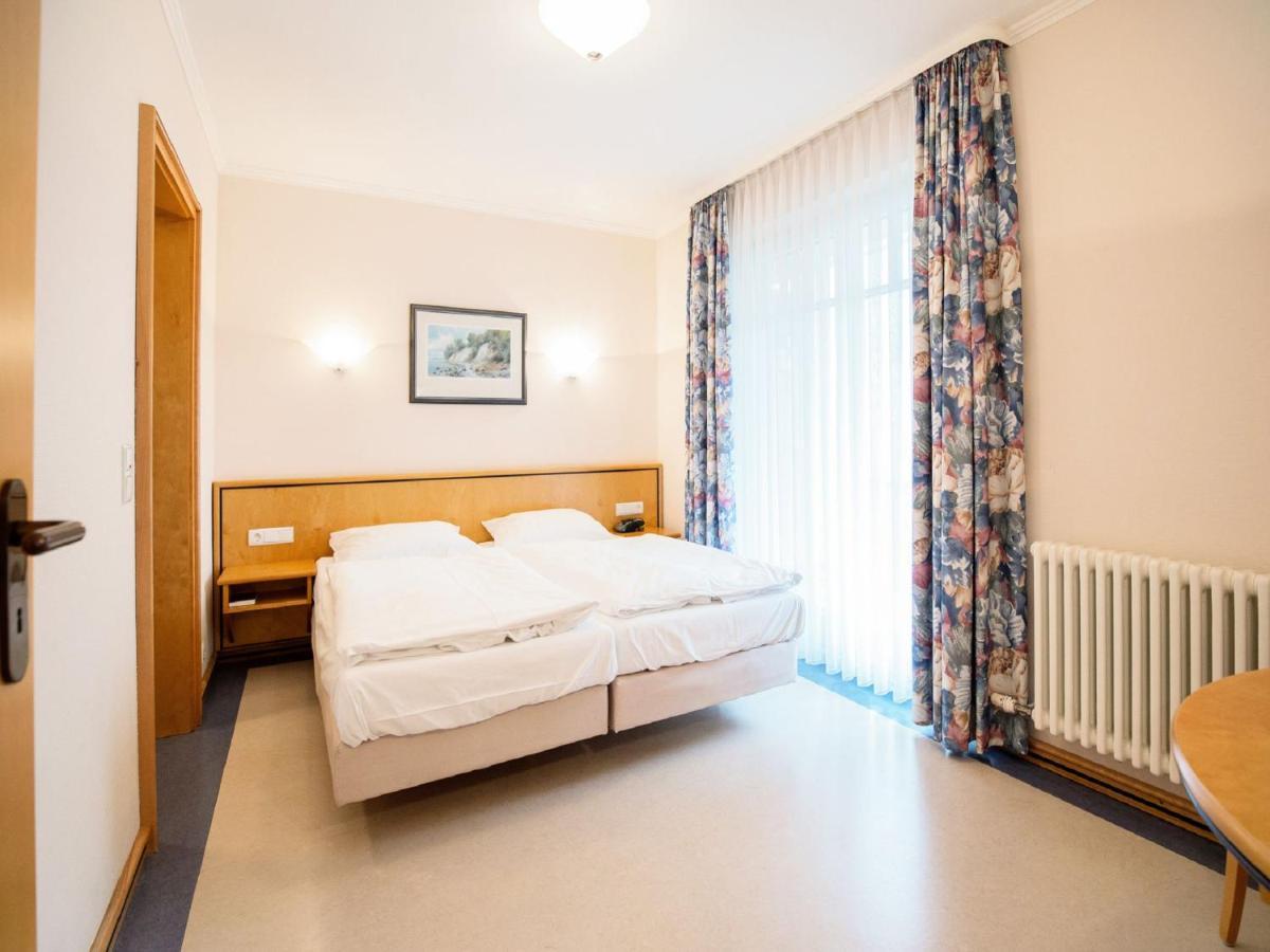 Duenenpark Binz - Klassik Ferienwohnung Mit 1 Schlafzimmer Und Terrasse Im Erdgeschoss 140 Esterno foto